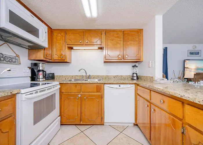 Island Winds East 101 Apartment *