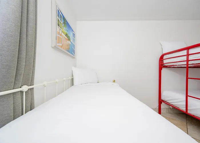 Island Winds East 101 Apartment *